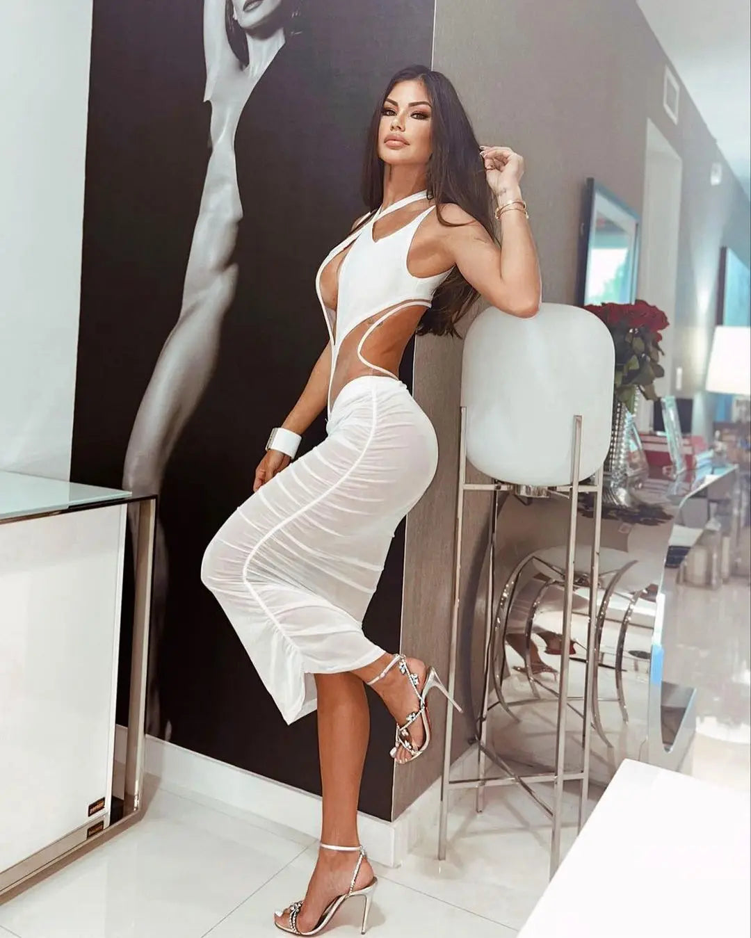 Abito da donna di alta qualità senza maniche, sexy, con scollo all'americana, trasparente, aderente a metà polpaccio, perfetto per serate in discoteca, feste e celebrazioni.