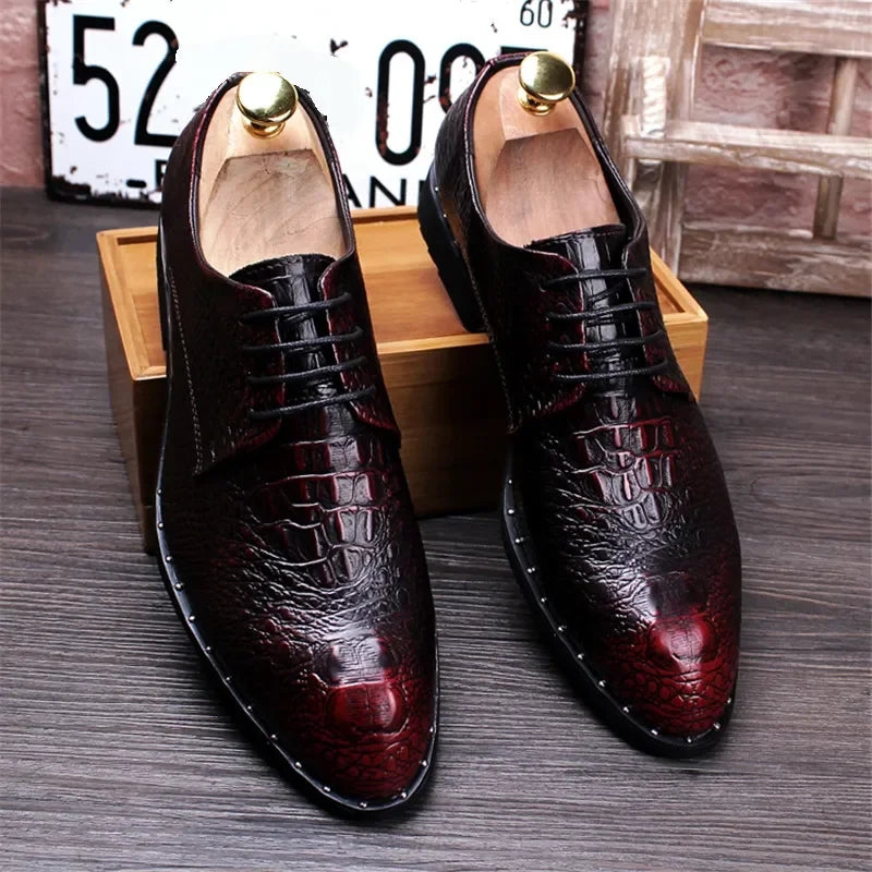 Scarpe eleganti da uomo in pelle con stampa alligatore, modello Oxford casual a punta, con lacci, ideali per ufficio e lavoro, collezione 2025.