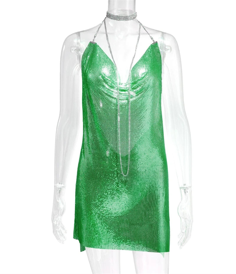 Abito corto sexy con paillettes argentate per donna, senza maniche, con catena metallica sul corpo, abito da festa 2024, abito da sera con schiena scoperta e spacco, stile Y2K.